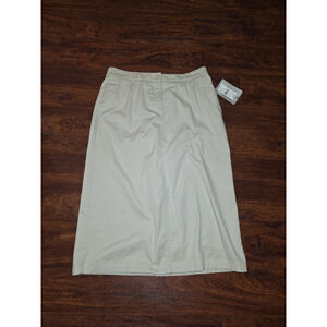 Briggs New York Khaki Beige skirt NWT size 14